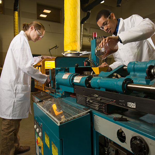 students working in processing lab